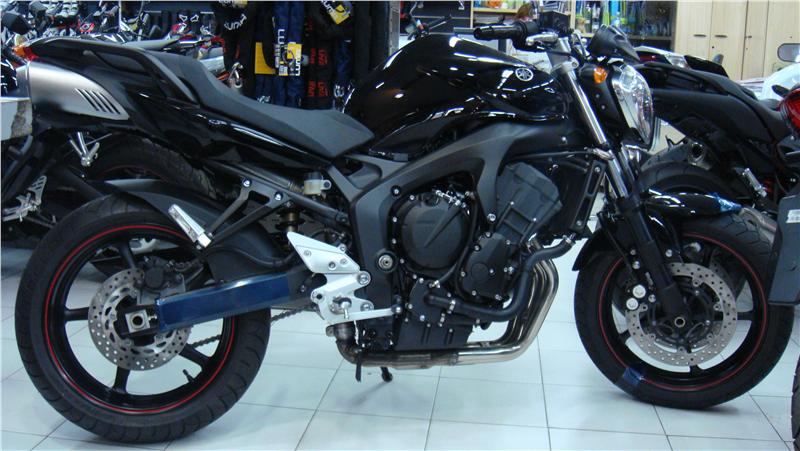 YAMAHA FZ6 N S2 en Madrid