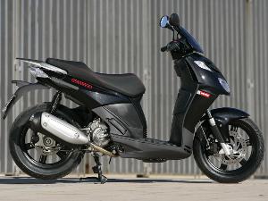Derbi Rambla 125/250i: Las balas rojas llegan a la urbe