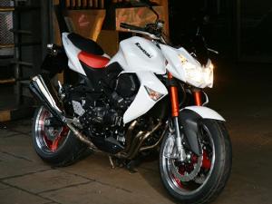Kawasaki Z1000: La naked salvaje