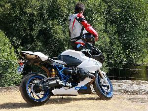 BMW HP2: Raza deportiva