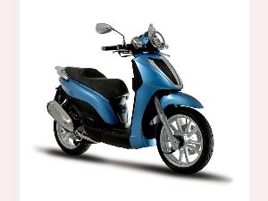 Piaggio Carnaby Cruiser 300 i.e: La familia crece