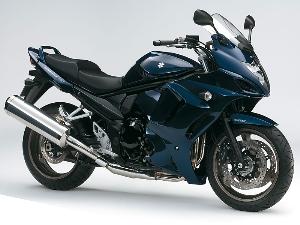 Suzuki GSX1250 FA: compañera de ruta