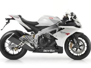 Nueva Aprilia RSV4 R: Más accesible