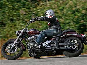 Yamaha Midnight Star 950: Poderosa, elegante, accesible