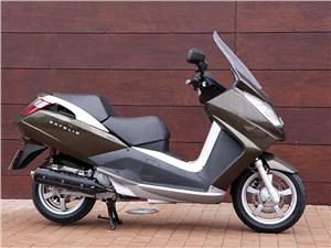 Peugeot Satelis 125: Satelis v. 2.0