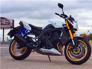Yamaha FZ8