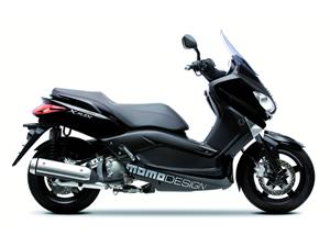 Yamaha X-Max Momodesign