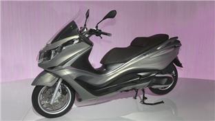 Piaggio X10