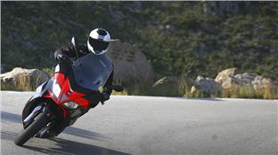 Aprilia SR Max 125