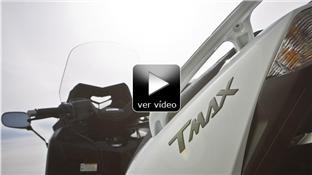 Video: Yamaha T-Max