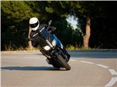 Yamaha X-Max 125 Momo Edition