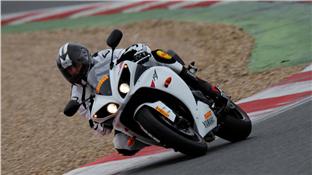 Concurso Pirelli Diablo Rosso II