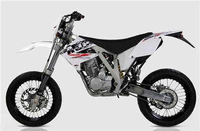 Foto principal de la moto AJP PR4