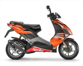 Foto principal de la moto APRILIA SR