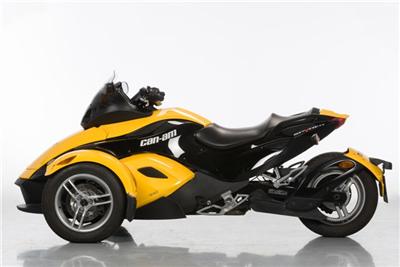 Foto principal de la moto BRP Can-am Spyder Roadster en 