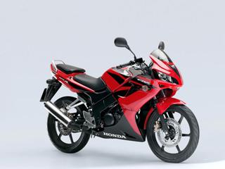 Foto principal de la moto HONDA CBR 125R en 