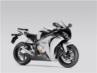 Foto principal de la moto HONDA CBR 1000RR Fireblade en 