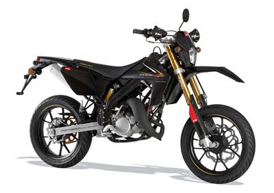 Foto principal de la moto RIEJU MRT