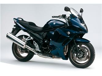 Foto principal de la moto SUZUKI GSX 1250 FA en 
