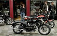 /fichas_tecnicas/triumph/bonneville/t100/2011-5183.htm