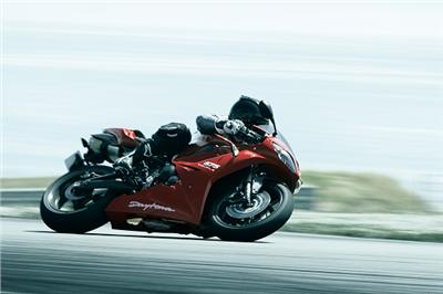 Foto principal de la moto TRIUMPH DAYTONA