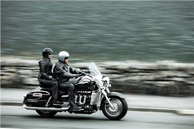 Foto principal de la moto TRIUMPH ROCKET III Touring 2-Tone en 
