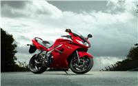 /fichas_tecnicas/triumph/sprint/st/2010-5018.htm